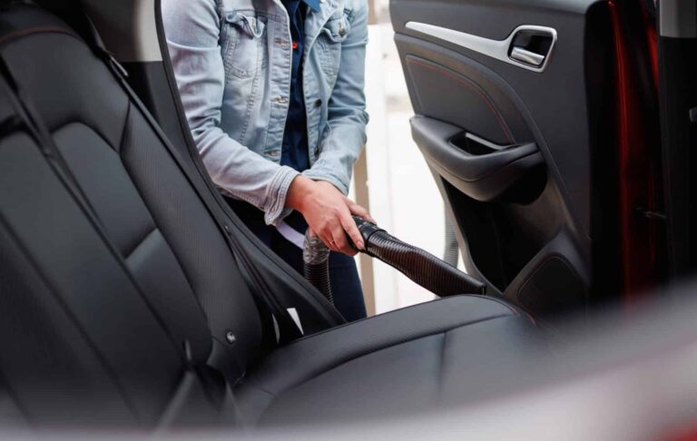 Nettoyer sa voiture : les étapes à respecter
