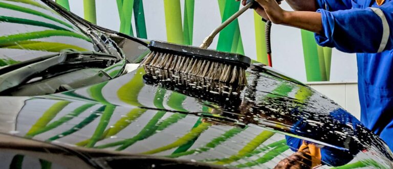 Qu’est-ce qu’une brosse de lavage voiture et comment l’utiliser ?